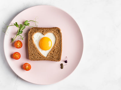 Receta de tostada de huevo en forma de corazón 