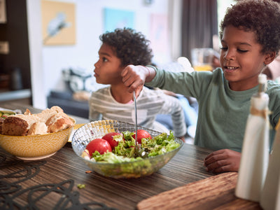 8 consejos comprobados sobre cómo lograr que los niños coman saludablemente