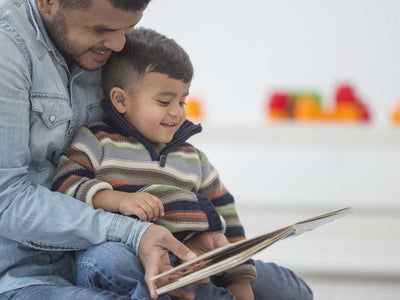 Por qué es importante leer en voz alta con sus hijos y cómo aprovecharlo